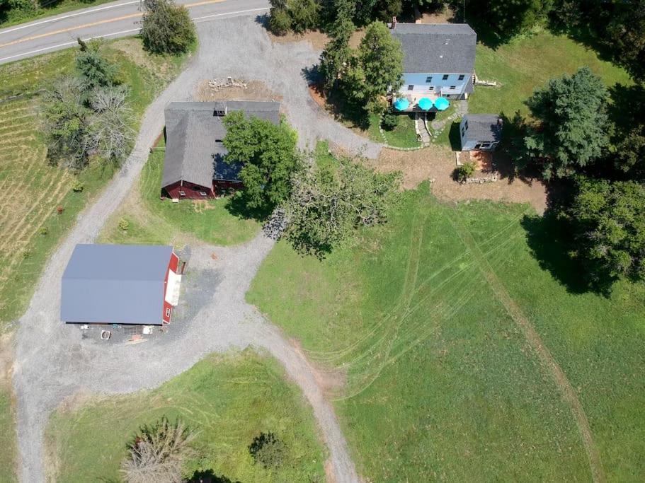 Craftsman Hideaway At The 1841 Farmhouse Chester Exterior foto