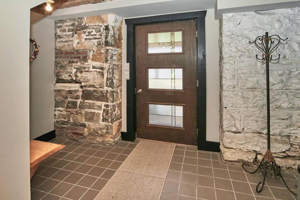 Craftsman Hideaway At The 1841 Farmhouse Chester Exterior foto