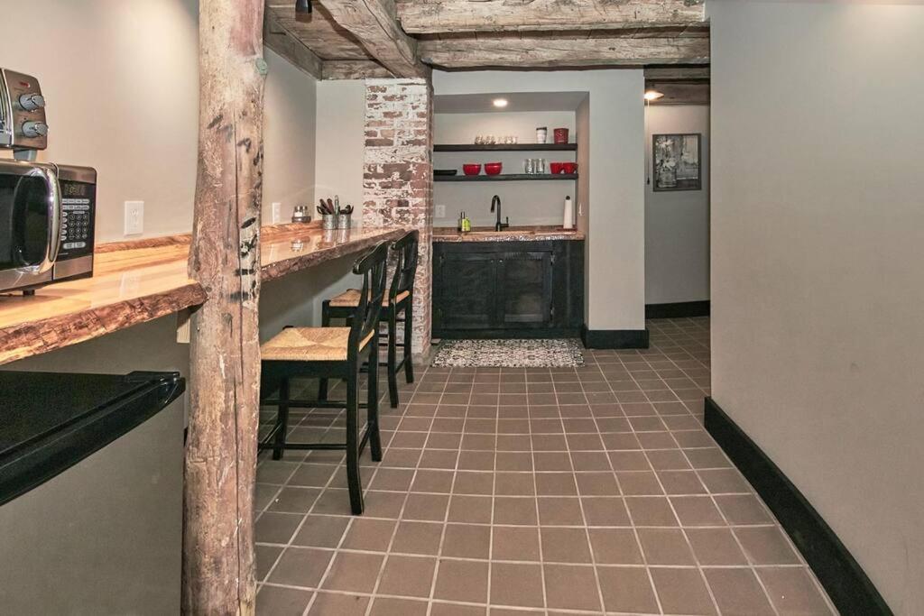 Craftsman Hideaway At The 1841 Farmhouse Chester Exterior foto